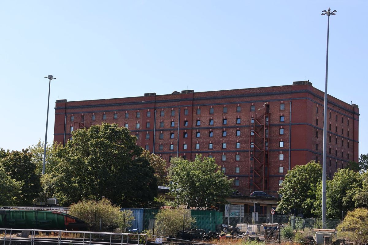 B Bond Tobacco Warehouse, Smeaton Road, Bristol, BS1 6XN